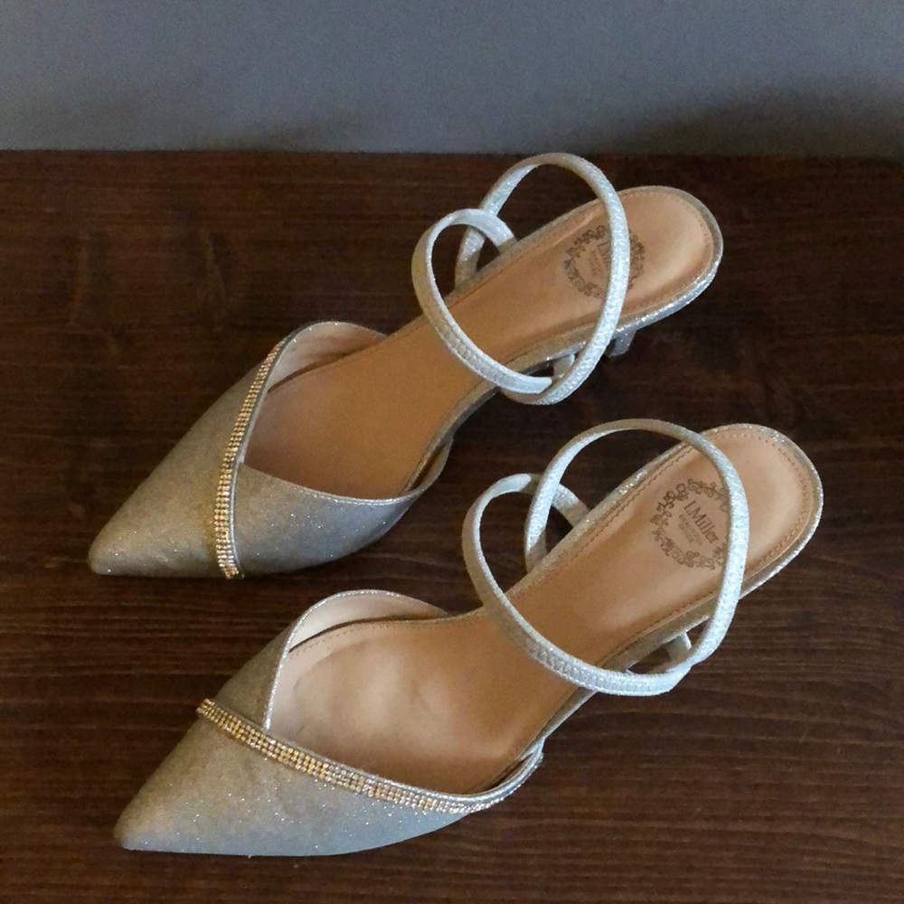 I. Miller Bernise Silver Sparkle Rhinestone Strappy Kitten Heels in Box Size 8.5